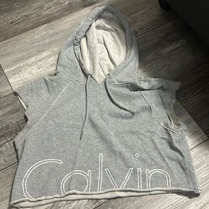 Calvin Klein performance cut off